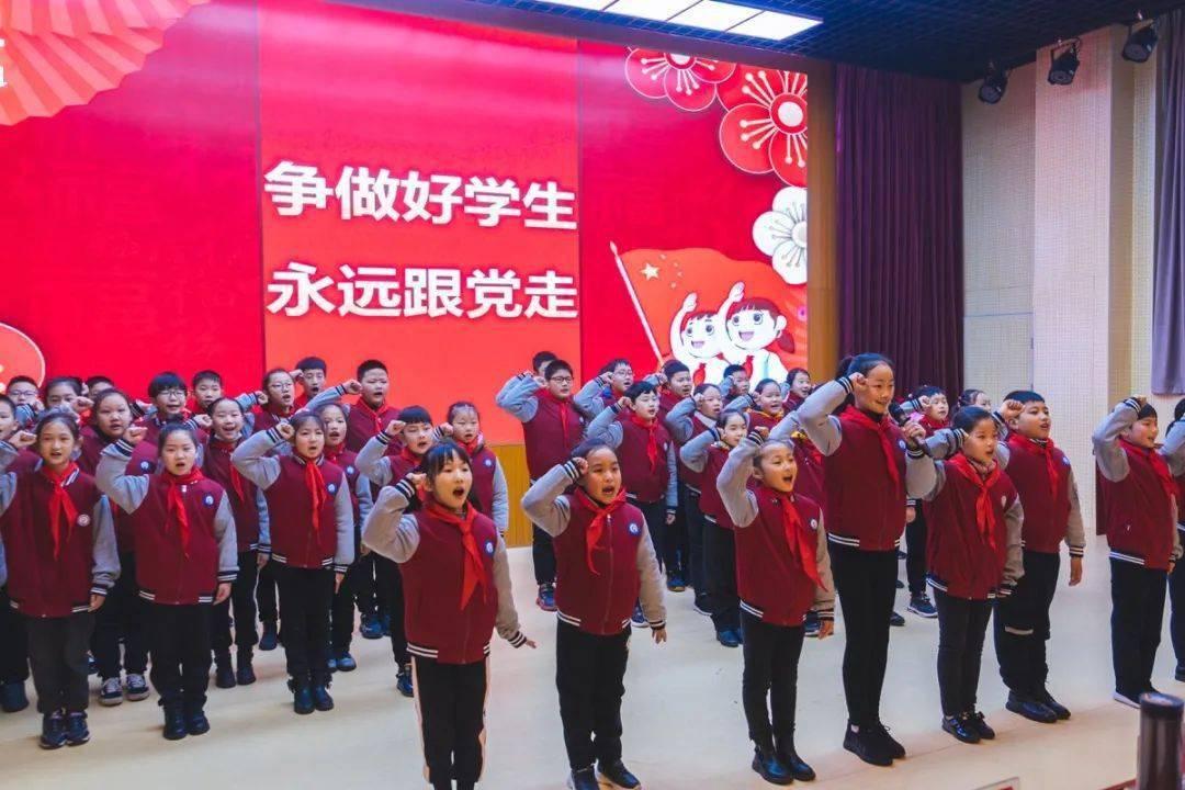 朱一龙作为当代小鲜肉，该如何看待他成为wwf形象大使这一件事？游戏画面